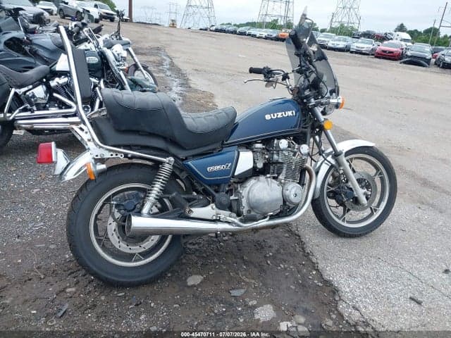 1981 SUZUKI GS850 GL 13