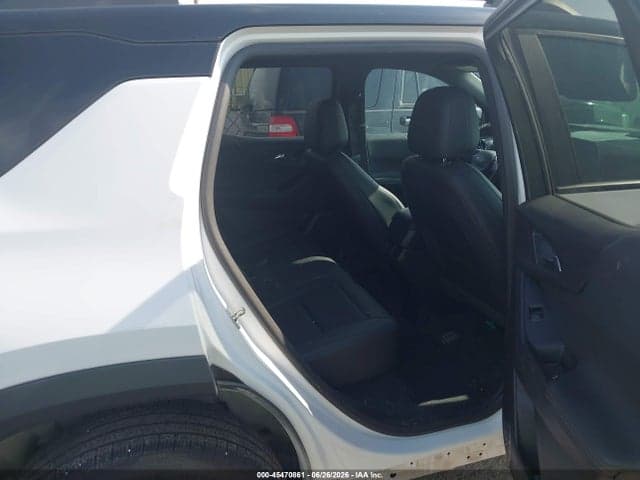 2026 CHEVROLET EQUINOX AWD LT 8
