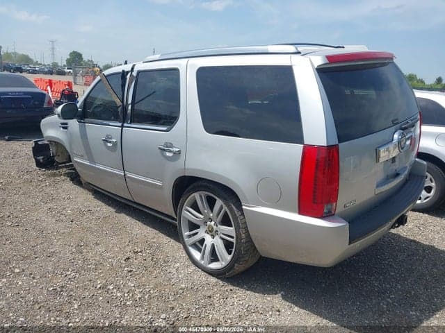 2011 CADILLAC ESCALADE PREMIUM 3