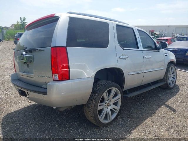 2011 CADILLAC ESCALADE PREMIUM 4