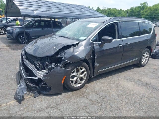 2017 CHRYSLER PACIFICA TOURING-L 2