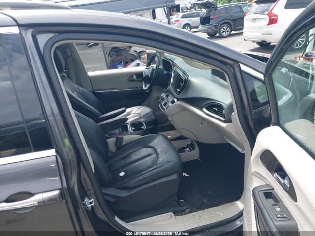 2017 CHRYSLER PACIFICA TOURING-L 5