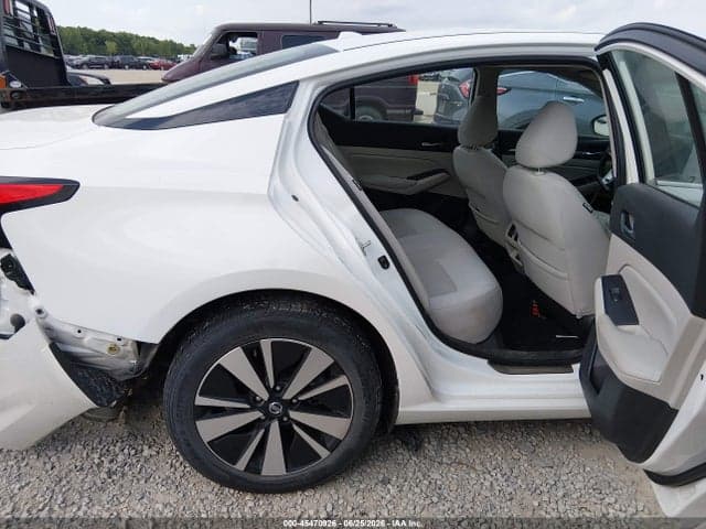 2019 NISSAN ALTIMA 2.5 SV 8
