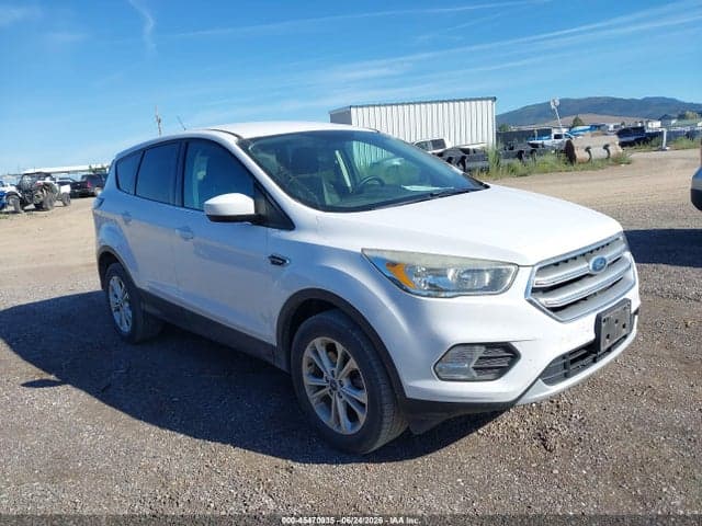 2017 FORD ESCAPE SE 1