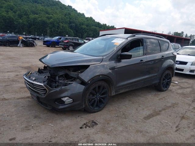 2017 FORD ESCAPE SE 2