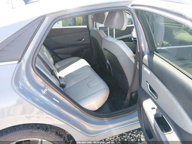 2021 HYUNDAI ELANTRA LIMITED 8