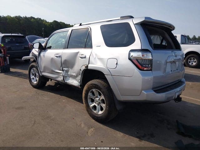 2021 TOYOTA 4RUNNER SR5 3