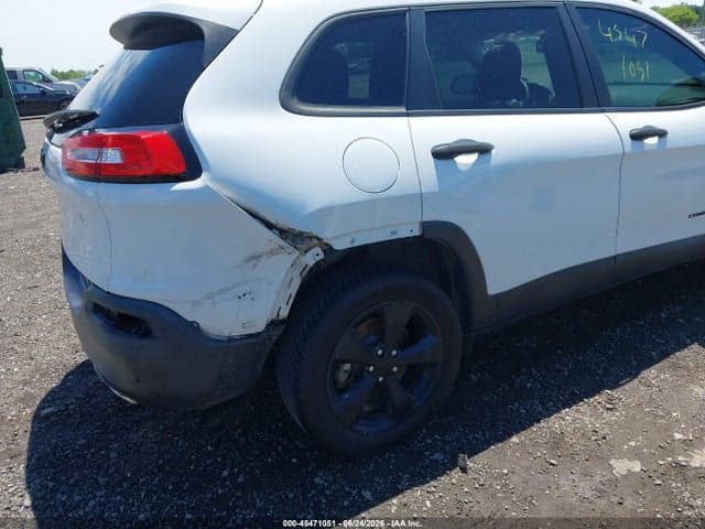 2017 JEEP CHEROKEE ALTITUDE FWD 6