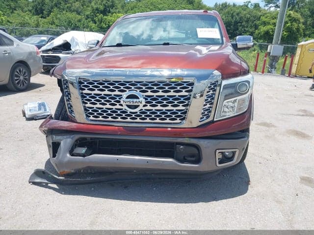 2017 NISSAN TITAN PLATINUM RESERVE 13