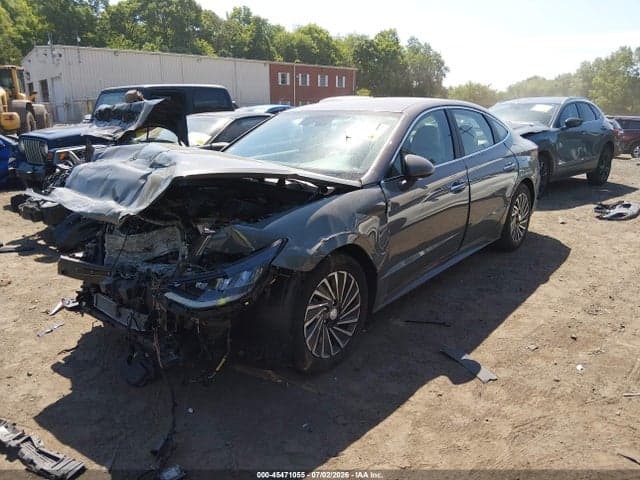 2022 HYUNDAI SONATA HYBRID SEL 2