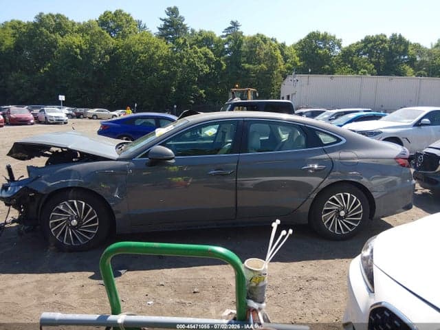 2022 HYUNDAI SONATA HYBRID SEL 15