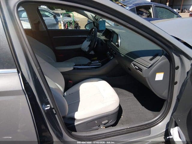2022 HYUNDAI SONATA HYBRID SEL 5