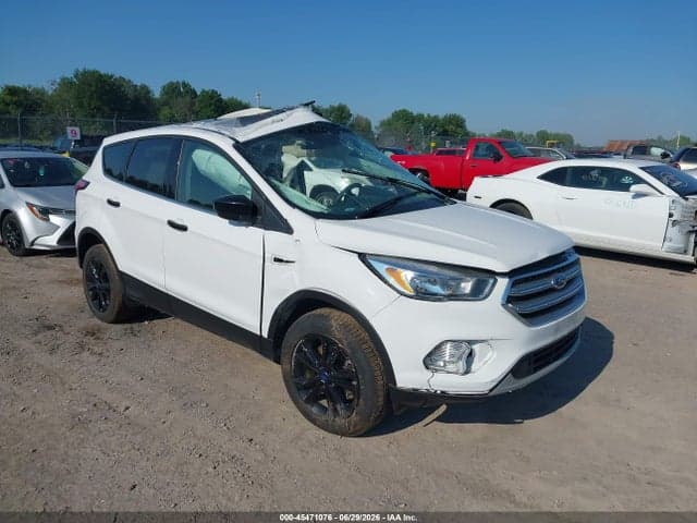 2017 FORD ESCAPE SE 1