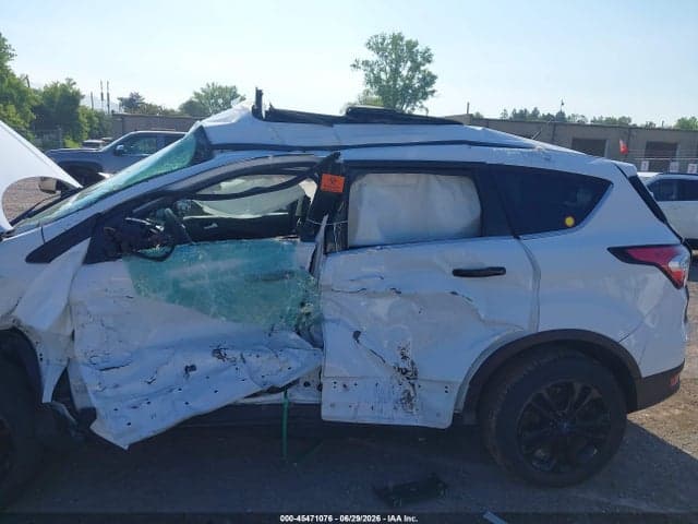 2017 FORD ESCAPE SE 6