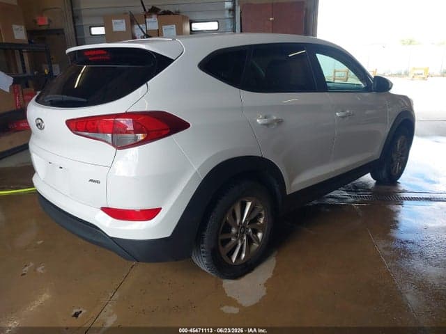 2018 HYUNDAI TUCSON SE 4