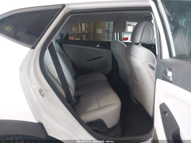 2018 HYUNDAI TUCSON SE 8