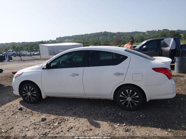 2018 NISSAN VERSA 1.6 SV 14