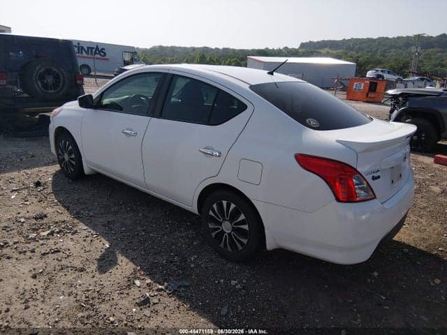 2018 NISSAN VERSA 1.6 SV 3