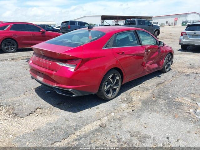 2021 HYUNDAI ELANTRA SEL 4