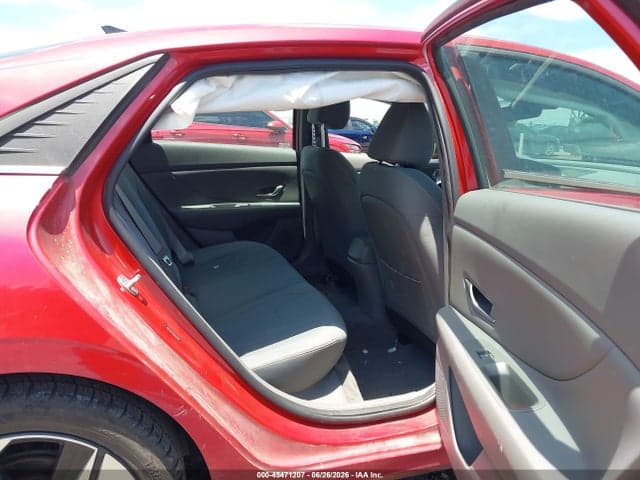 2021 HYUNDAI ELANTRA SEL 8
