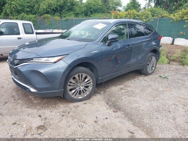 2021 TOYOTA VENZA XLE 2