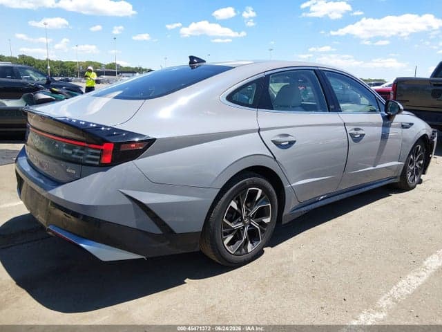 2024 HYUNDAI SONATA SEL 4