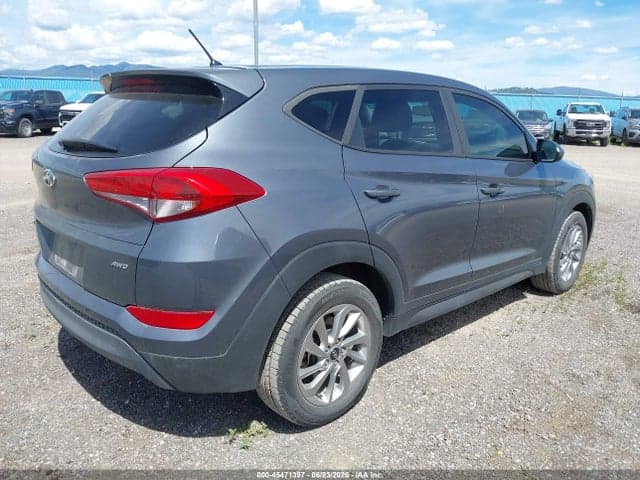 2018 HYUNDAI TUCSON SE 4