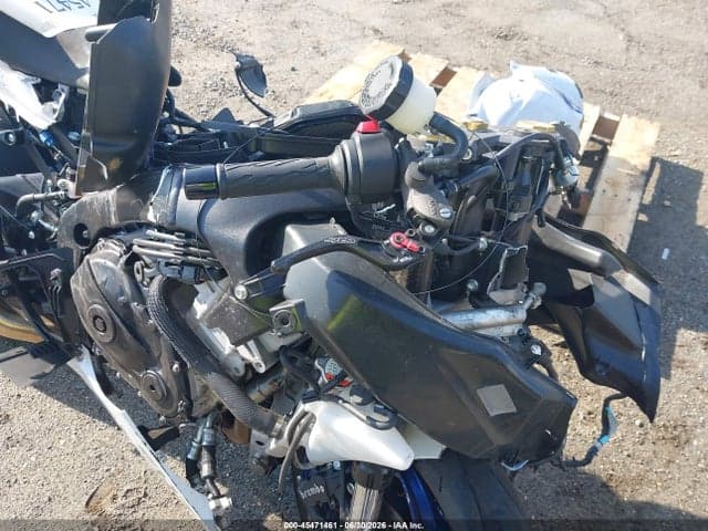 2018 SUZUKI GSX-R1000 16