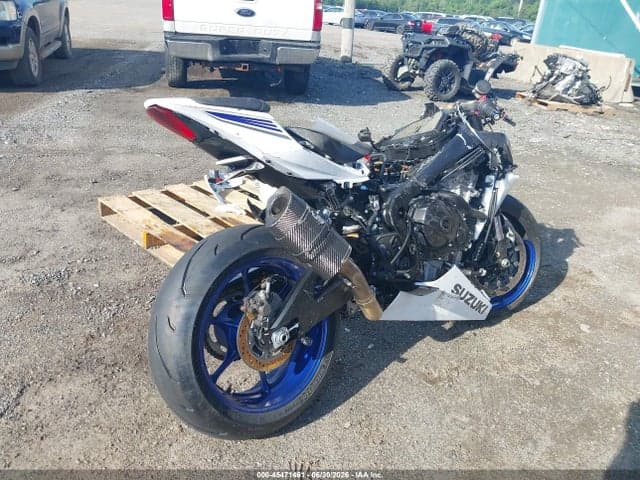 2018 SUZUKI GSX-R1000 4
