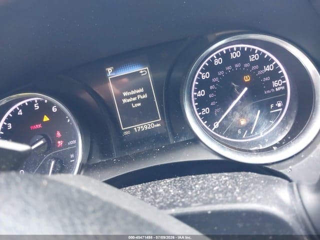 2019 TOYOTA CAMRY SE 7