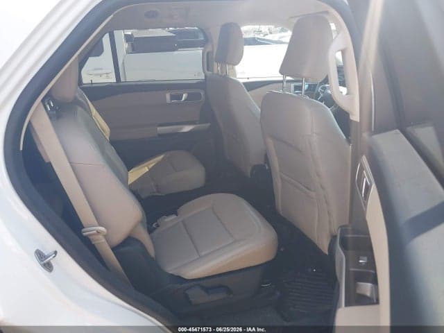 2021 FORD EXPLORER XLT 8