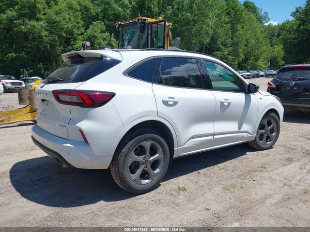 2023 FORD ESCAPE ST-LINE 4