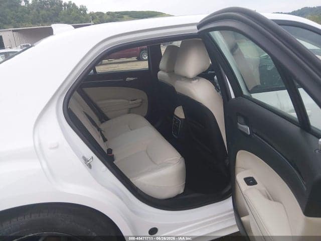 2023 CHRYSLER 300 TOURING L AWD 8