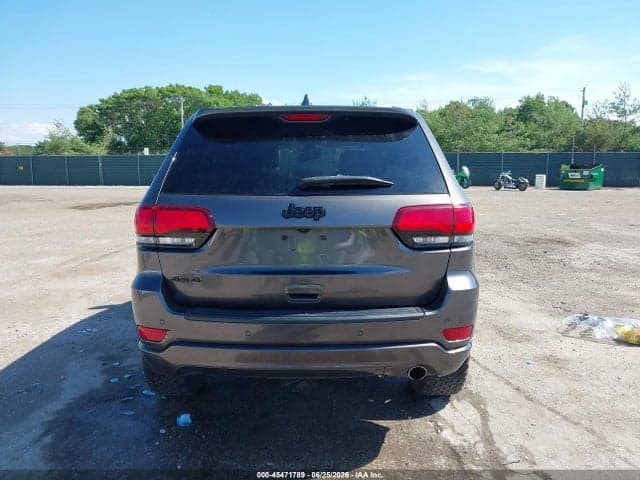 2019 JEEP GRAND CHEROKEE ALTITUDE 4X4 17