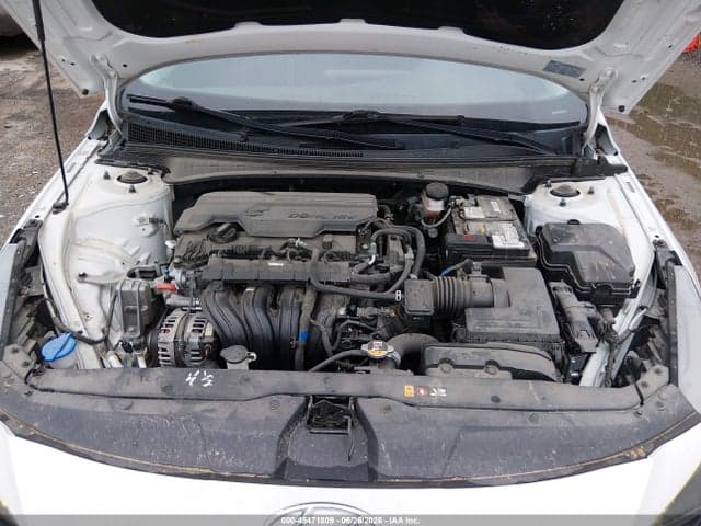 2021 HYUNDAI ELANTRA SE 10