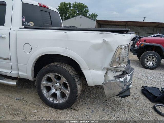 2017 RAM 1500 LARAMIE 4X4 5'7 BOX 6