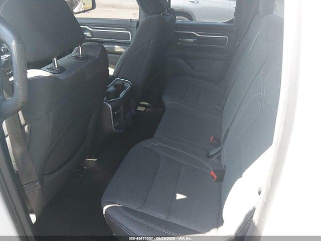 2022 RAM 1500 BIG HORN 4X4 6'4 BOX 8