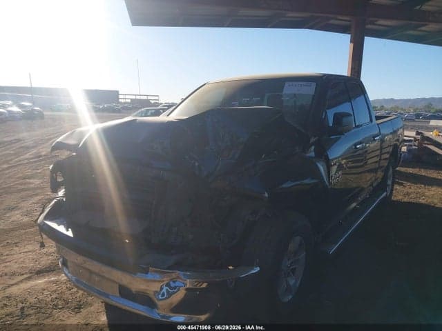 2017 RAM 1500 SLT 4X2 6'4 BOX 2