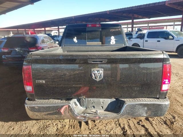 2017 RAM 1500 SLT 4X2 6'4 BOX 18