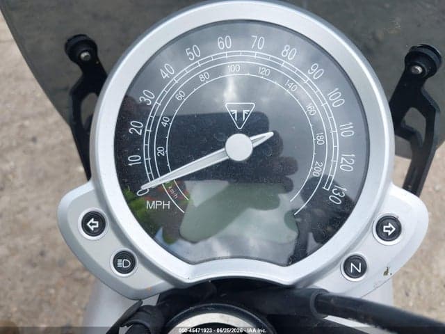 2017 TRIUMPH MOTORCYCLE STREET TWIN 7