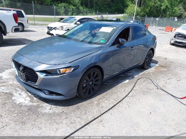 2022 MAZDA MAZDA3 CARBON EDITION 2