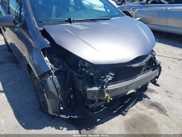 2017 TOYOTA YARIS L 18