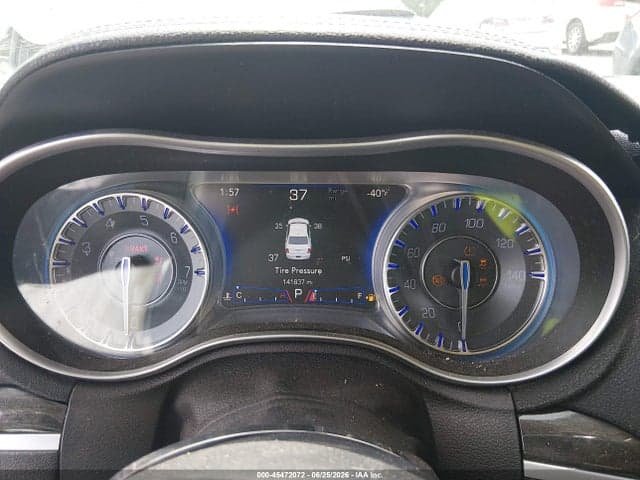 2015 CHRYSLER 300 LIMITED 7