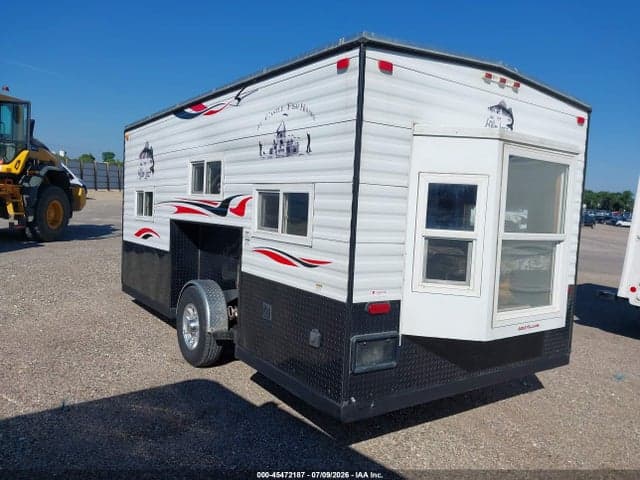 2019 ICE CASTLE FISH HOUSE 3