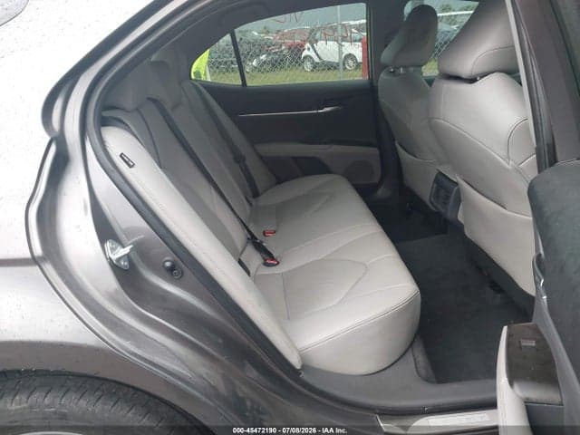 2022 TOYOTA CAMRY XLE AWD 8