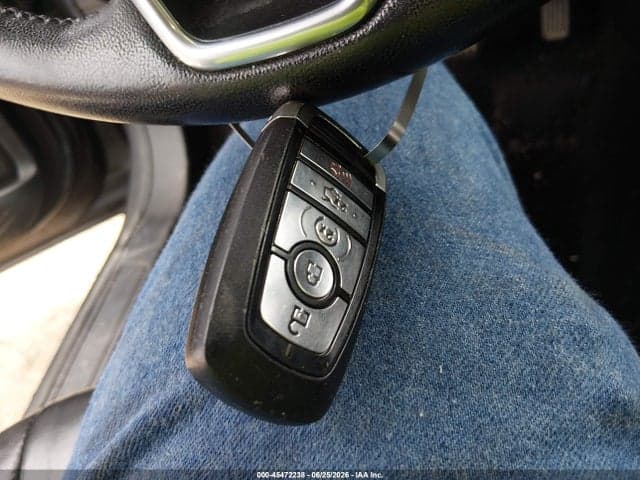 2017 FORD FUSION SE 11