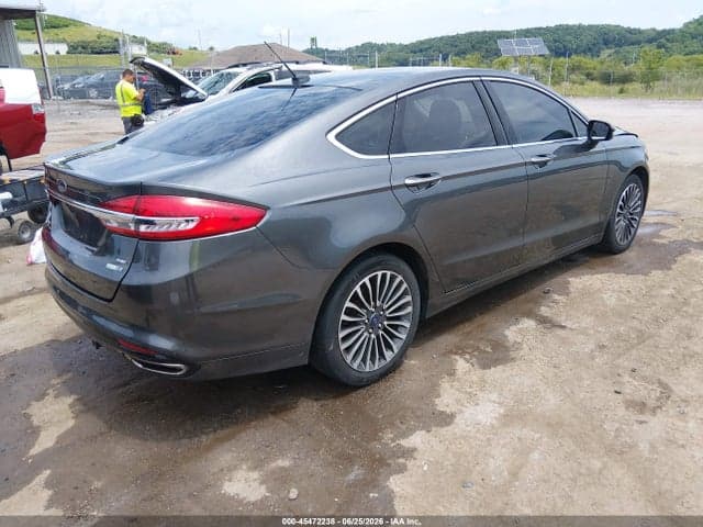 2017 FORD FUSION SE 4