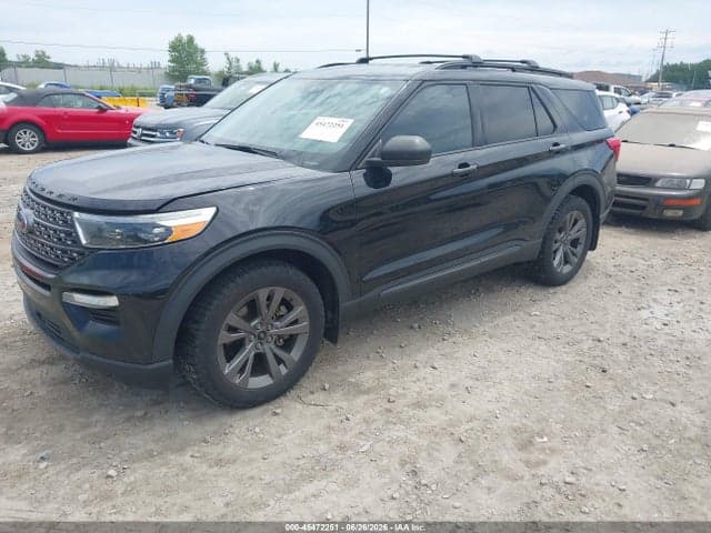 2021 FORD EXPLORER XLT 2
