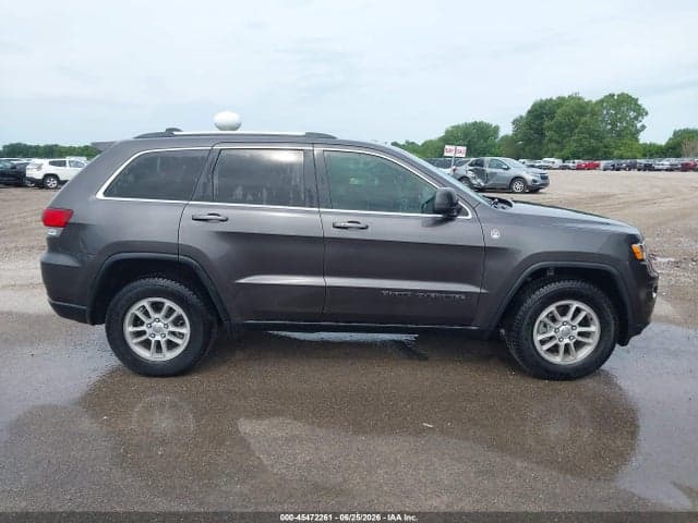 2020 JEEP GRAND CHEROKEE LAREDO E 4X4 18
