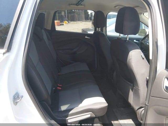 2017 FORD ESCAPE SE 8